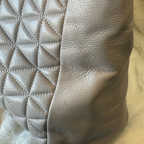 Kate Spade Quilted Beige Leather Shoulder Bag - Picture 3 of 11